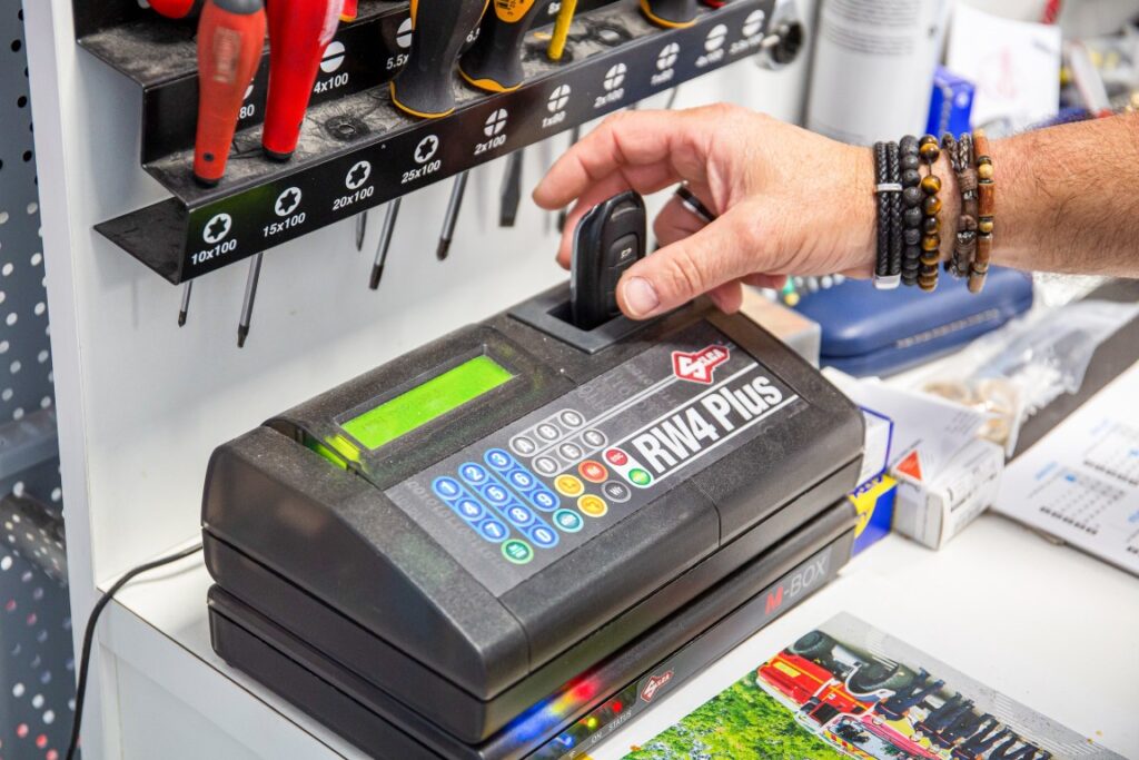 machine d'activation de serrure électronique à dax